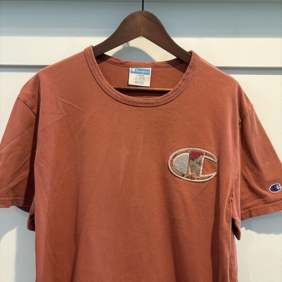 Champion T Shirt Large Terracotta Pink Embroidered Logo Patch Casual Mixed Media - Picture 1 of 13